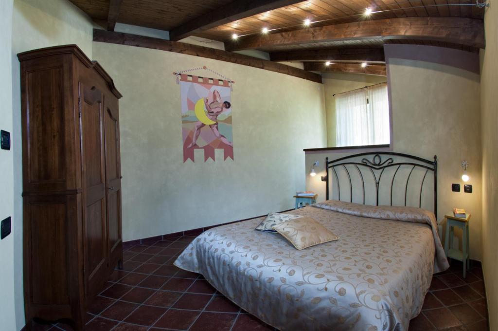 Gasthaus Trattoria Del Bivio Cerretto Langhe Zimmer foto